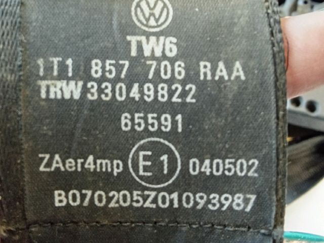 bontott VW TOURAN Jobb első Biztonsági Öv Csat