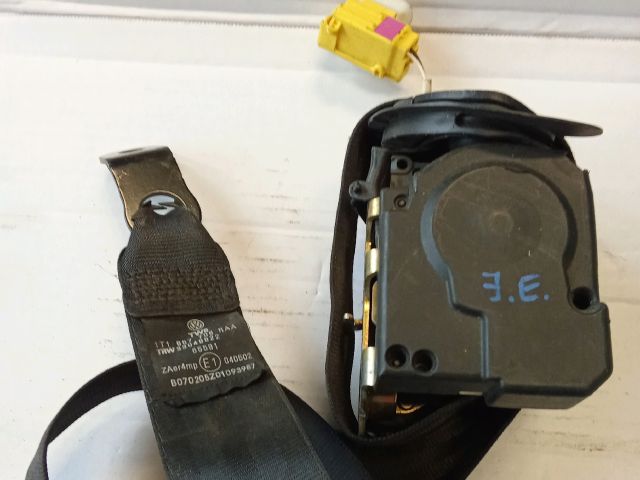 bontott VW TOURAN Jobb első Biztonsági Öv Csat