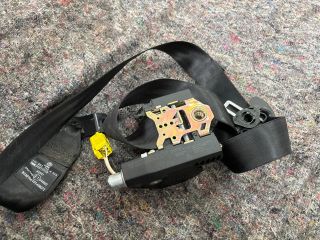 bontott VW TOURAN Jobb első Biztonsági Öv