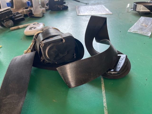 bontott VW TOURAN Jobb első Biztonsági Öv