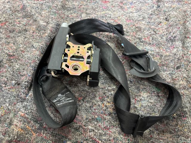 bontott VW TOURAN Jobb első Biztonsági Öv