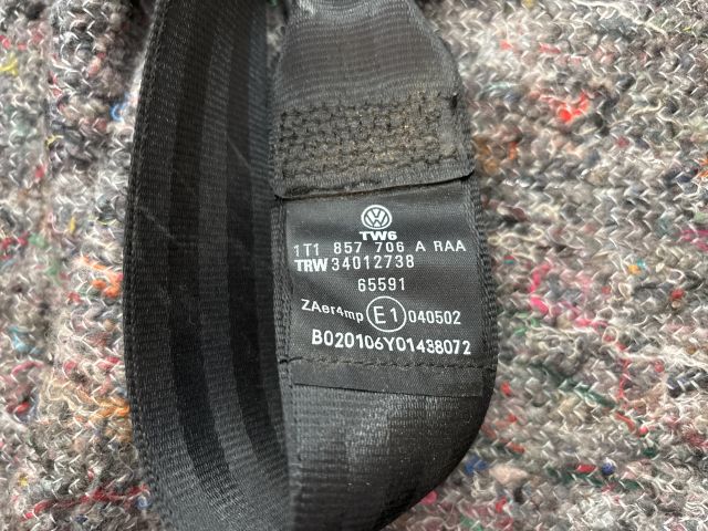 bontott VW TOURAN Jobb első Biztonsági Öv