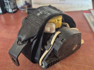 bontott VW TOURAN Jobb első Biztonsági Öv