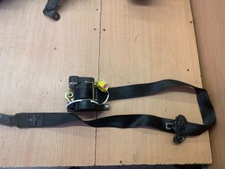 bontott VW TOURAN Jobb első Biztonsági Öv