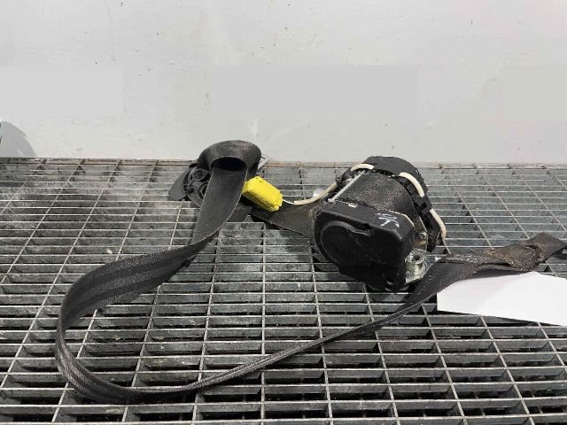 bontott VW TOURAN Jobb első Biztonsági Öv