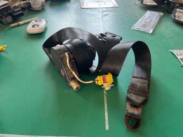 bontott VW TOURAN Jobb első Biztonsági Öv