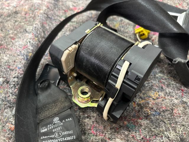 bontott VW TOURAN Jobb első Biztonsági Öv