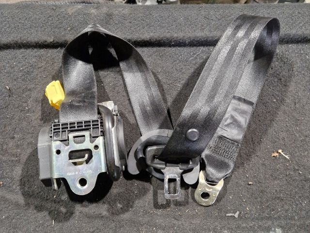 bontott VW TOURAN Jobb első Biztonsági Öv