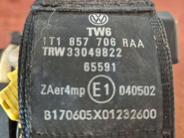 bontott VW TOURAN Jobb első Biztonsági Öv