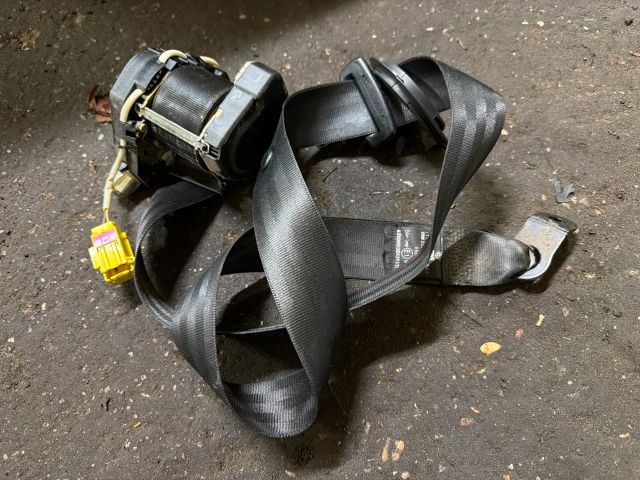 bontott VW TOURAN Jobb első Biztonsági Öv