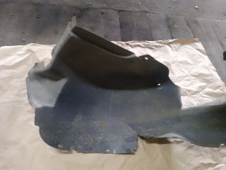 bontott VW TOURAN Jobb első Dobbetét (Kerékjárati, Műanyag)