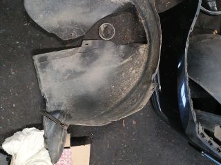 bontott VW TOURAN Jobb első Első Dobbetét (Kerékjárati, Műanyag)