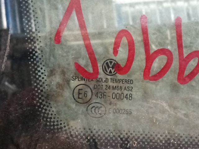 bontott VW TOURAN Jobb első Fixüveg (Ajtóban)