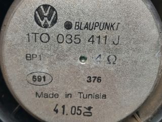 bontott VW TOURAN Jobb első Hangszóró