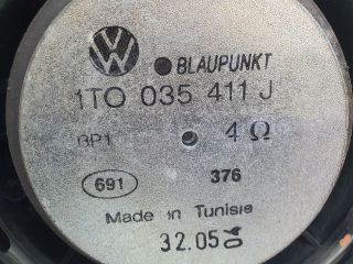 bontott VW TOURAN Jobb első Hangszóró