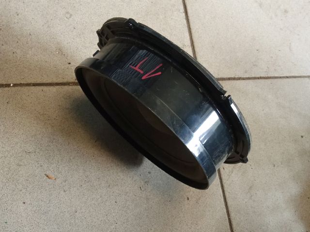 bontott VW TOURAN Jobb első Hangszóró