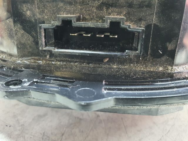 bontott VW TOURAN Jobb első Hangszóró