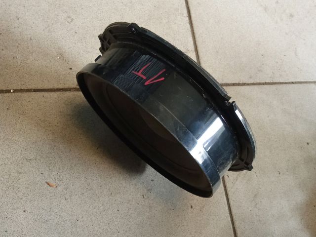 bontott VW TOURAN Jobb első Hangszóró