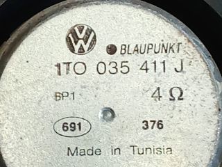 bontott VW TOURAN Jobb első Hangszóró
