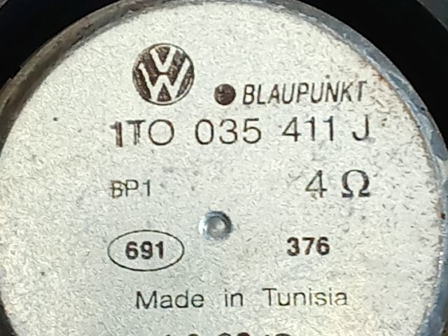 bontott VW TOURAN Jobb első Hangszóró