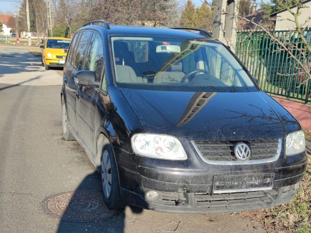 bontott VW TOURAN Jobb első Központizár Motor