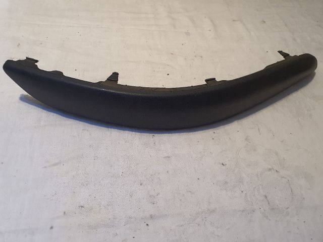 bontott VW TOURAN Jobb első Lökhárító Díszléc