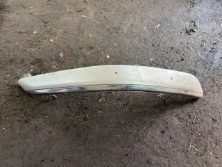 bontott VW TOURAN Jobb első Lökhárító Díszléc