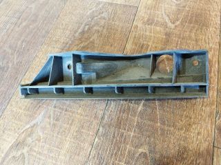 bontott VW TOURAN Jobb első Lökhárító Tartó (Műanyag)