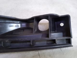 bontott VW TOURAN Jobb első Oldal Lökhárító Tartó (Műanyag)