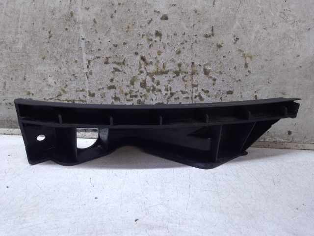 bontott VW TOURAN Jobb első Oldal Lökhárító Tartó (Műanyag)