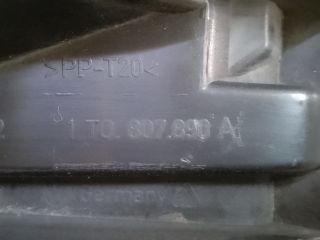 bontott VW TOURAN Jobb első Oldal Lökhárító Tartó (Műanyag)