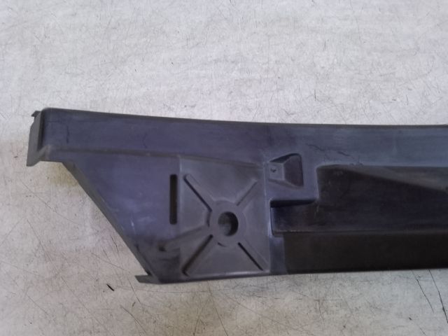 bontott VW TOURAN Jobb első Oldal Lökhárító Tartó (Műanyag)