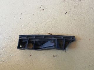 bontott VW TOURAN Jobb első Oldal Lökhárító Tartó (Műanyag)