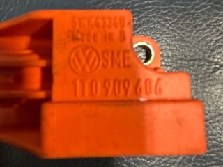 bontott VW TOURAN Jobb első Oldal Ütközés Érzékelő