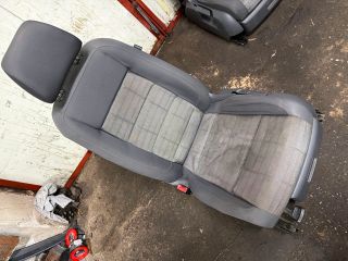 bontott VW TOURAN Jobb első Ülés