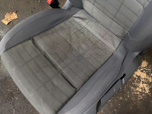 bontott VW TOURAN Jobb első Ülés