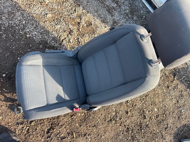 bontott VW TOURAN Jobb első Ülés