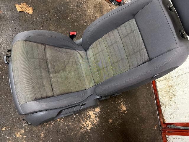 bontott VW TOURAN Jobb első Ülés