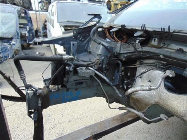 bontott VW TOURAN Jobb első Ütközéscsillapító