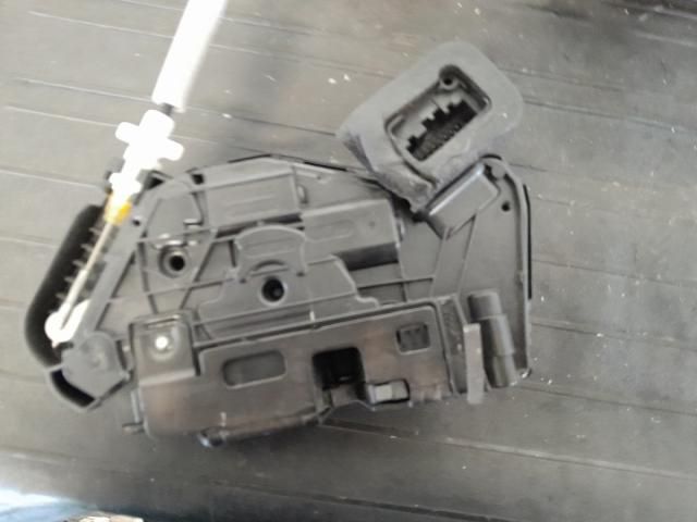 bontott VW TOURAN Jobb első Zsanér