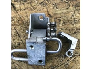 bontott VW TOURAN Jobb első Zsanér