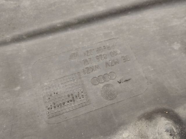 bontott VW TOURAN Jobb Fenéklemez