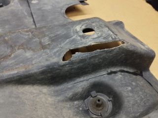 bontott VW TOURAN Jobb Fenéklemez