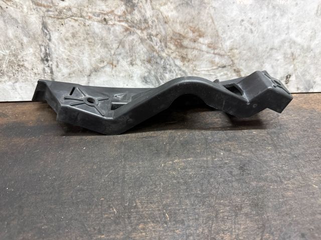 bontott VW TOURAN Jobb Fényszóró Tartó