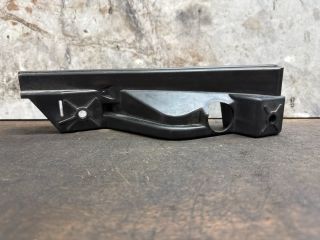 bontott VW TOURAN Jobb Fényszóró Tartó