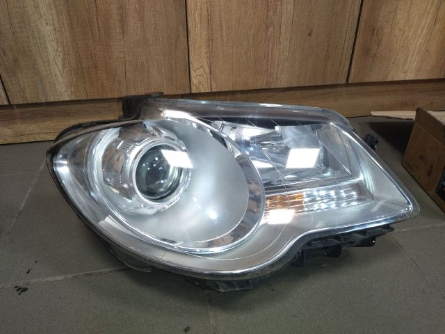 bontott VW TOURAN Jobb Fényszóró