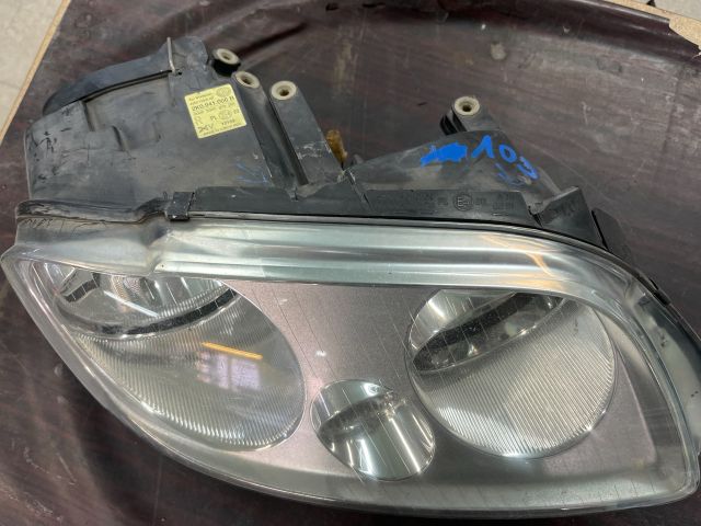 bontott VW TOURAN Jobb Fényszóró