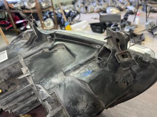 bontott VW TOURAN Jobb Fényszóró