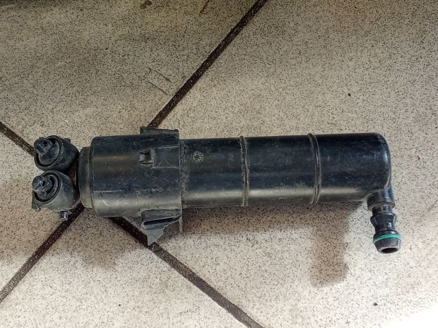 bontott VW TOURAN Jobb Fényszórómosó Fúvóka