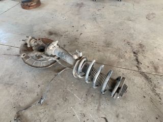 bontott VW TOURAN Jobb Gólyaláb Csonkállvánnyal